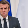Более 100 парламентариев Франции подписали предложение об отстранении Макрона