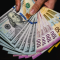 Manatın gələcəyi: Devalvasiya ehtimalı nə qədər realdır?