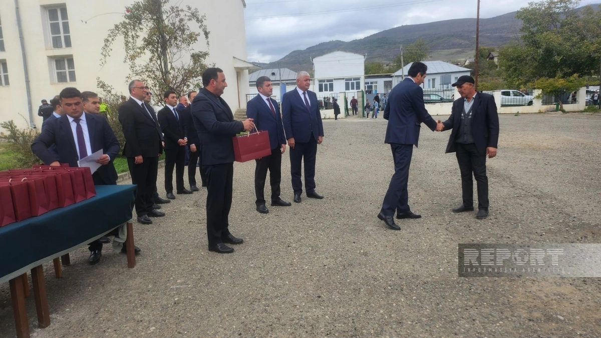 Очередная группа переселенцев прибыла в села Тезебина и Шушакенд, им были вручены ключи-ФОТО