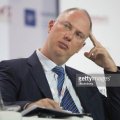 Дмитриев примчался в США