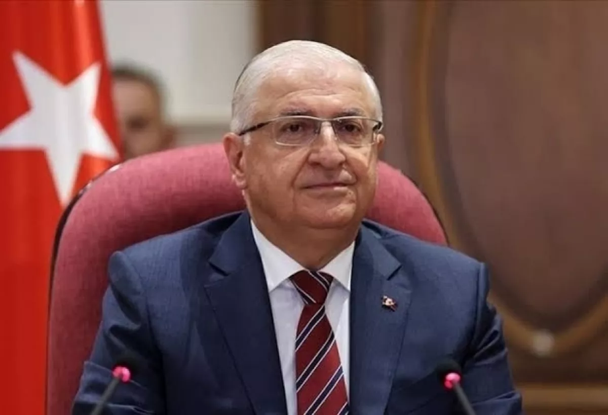 Министр обороны Турции прибудет в Баку для участия в параде Победы