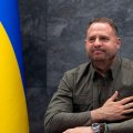 Ермаку запретили покидать Украину