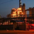 Атака дронов вывела из строя один из крупнейших нефтезаводов России