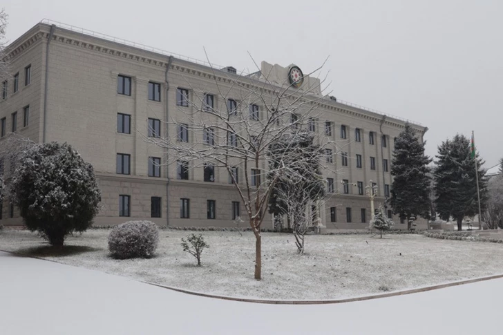 В Ханкенди выпал первый снег-ФОТО