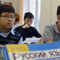 Школы в России начали сдавать полиции детей мигрантов