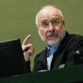 В Иране переизбрали спикера парламента