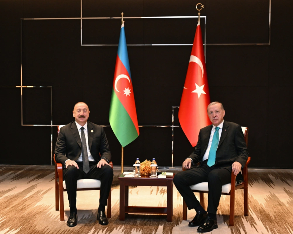 Tiencində İlham Əliyev Rəcəb Tayyib Ərdoğanla görüşdü - YENİLƏNİB + FOTO