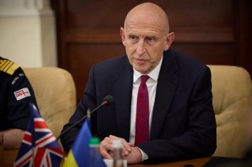 В Киев прибыл министр обороны Великобритании Гили