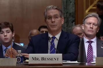 Бессент исключил отправку войск США в Украину
