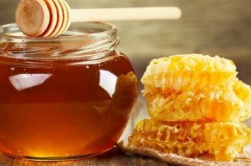 Bal və kişmiş möcüzəsi: Quru öskürəyi kəsir, qıcıqlanmanı aradan qaldırır