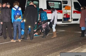 В Китае пьяный водитель сбил группу людей на электроскутерах, погибли восемь человек