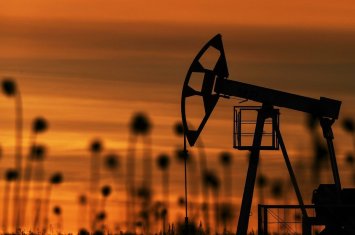 Нефть дорожает на мировых рынках