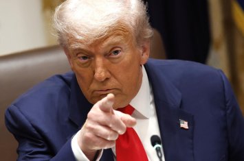 Telegraph: Трамп намерен переложить расходы по поддержке Киева на Европу