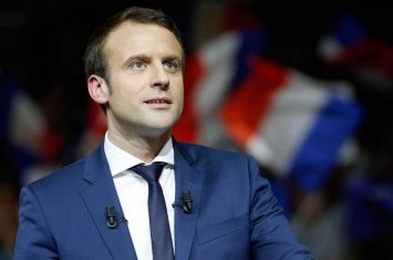 Макрон пообещал продолжение работы над гарантиями безопасности Украине