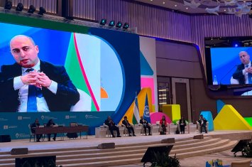 “Biz analoqsuz, anlaqsız şəkildə tərsinə qurulmuş bir təhsil sistemi yaratmışıq. İndi isə...”