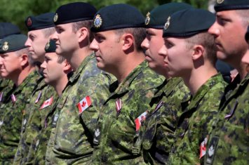 Канада усиливает армию на фоне событий в Венесуэле