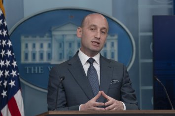 Белый дом: Европа медленно убивает сама себя