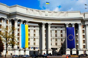 Украина отреагировала на угрозы Венгрии и Словакии прекратить поставки электроэнергии