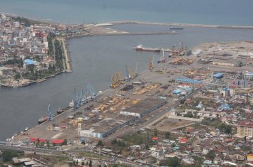 İsrail ordusu Xəzər dənizində İran gəmilərinə zərbələr endirib