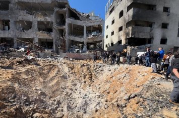 İran İsrailin mərkəzini vurdu- 10 raket düşdü...- Ölən və yaralananlar var...+VİDEO