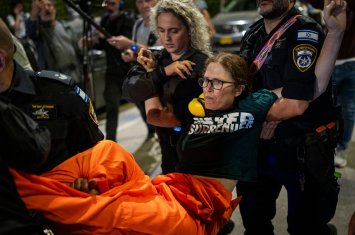 İsrail paytaxtında İranla müharibə əleyhinə etiraz mitinqi zorla dağıdıldı...+VİDEO