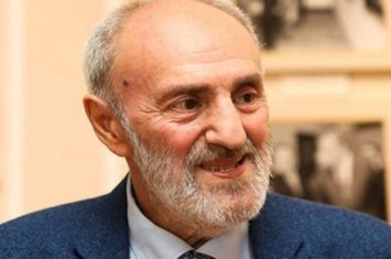 “Erməniyə sual verdim ki, sarı gəlin sizin dildə nə deməkdir, o dəqiqə səsini kəsdi” - Akif İslamzadə