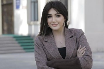 Günel Aslanova vəzifəsindən ayrıldı