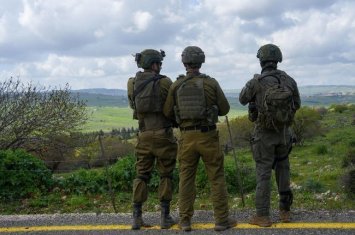 Израильские войска окружили опорный пункт «Хезболлы» в Ливане