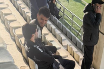 Cəzalılar - Elvin və Abbas tribunadan matça baxdılar - FOTO