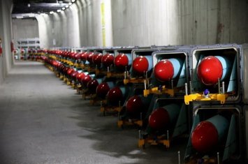 Иран привел в боеготовность все военные базы