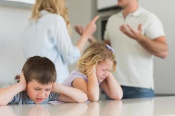 Ailə münasibətlərində ünsiyyət hüququ pozularsa nə baş verir? – Şəxsiyyət hüquqlarının müdafiəsi güclənir