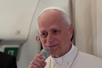 Roma Papası İranda etirazçıların öldürülməsini pislədi və...+VİDEO