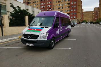 В город Ходжавенд, поселок Гырмызы Базар и село Ханоба возвращается очередная группа бывших вынужденных переселенцев