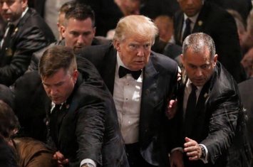 Трамп не хочет носить бронежилет, чтобы не выглядеть полным