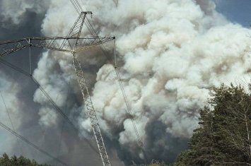Çernobılda  böyük yanğın başlandı...- SÖNDÜRMƏK OLMUR!..-FOTOLAR