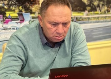 “NATO Baş katibi Trampın sözçüsü kimi meydana atılıb Avropanı Rusiya ilə müharibəyə həvəsləndirir...”