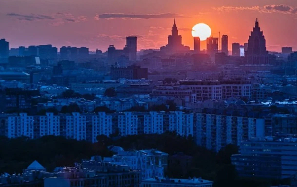 Ukraynanın dərin zərbələri: Moskva vilayəti qaranlığa qərq oldu, enerji infrastrukturu iflic vəziyyətdədir