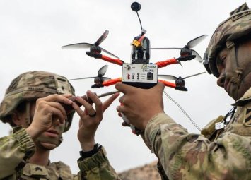 Bu ölkədə dünyanın ən böyük PUA şəbəkəsi qurulur: 300 min dronluq sistem!