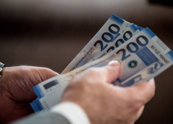 Əcnəbilərin manatda depozit qoymağa marağı yüksəlməkdədir – Səbəb nədir?