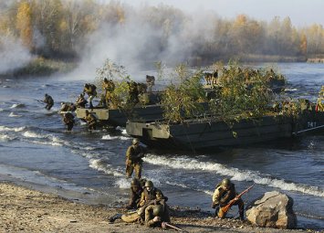 Dnepr deltasında Rusiya hərbçiləri öz minalarına düşərək məhv olurlar...-