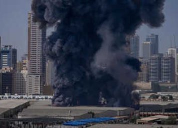 İran ABŞ Mərkəzi Kəşfiyyat İdarəsinin Ər-Riyaddakı ofisini də vurdu...-