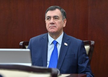 Qüdrət Həsənquliyev: 