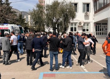 Türkiyədə baş verən məktəb qətliamının təfərrüatı - VİDEO