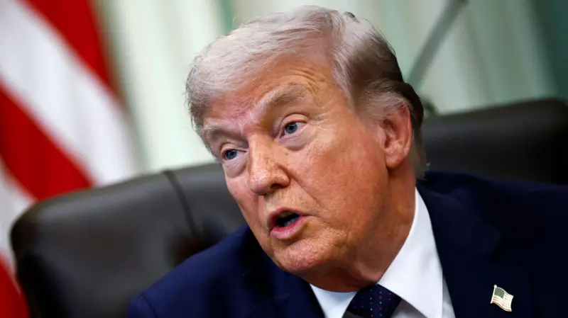 Tramp İrana nüvə zərbəsini istisna etdi, regionda gərginlik davam edir - BBC