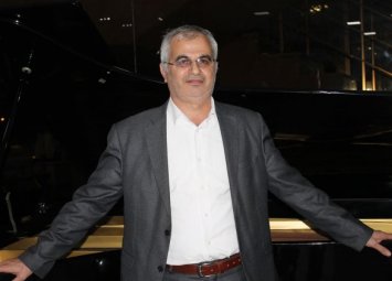 Dünyada və məmləkətdə adamlıqdan çıxma yarışı gedir...