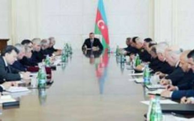 İlham Əliyev Nazirlər Kabinetinin iclasını keçirdi 