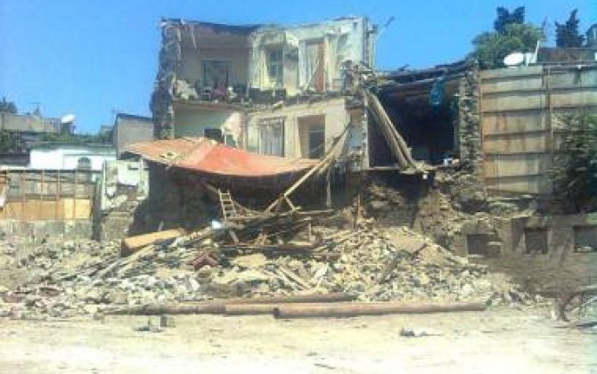 Ukraynanın Nikolayev şəhərində binada baş vermiş partlayış nəticəsində ölənlərin sayı 7-yə çatıb 