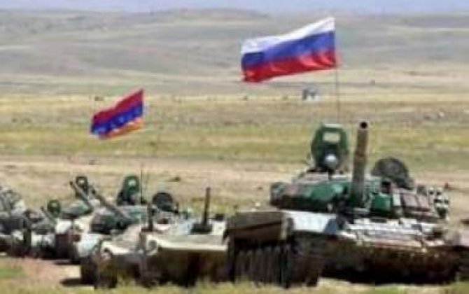 Rusiya Krımdakı silahlı qüvvələrinin sayını artırır