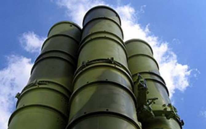 Putin S-300 zenit-raket komplekslərinin İrana satışına qoyulan qadağanı ləğv edib 