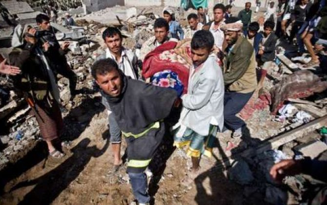 Yəmənə hava zərbələri nəticəsində 90 nəfər ölüb 